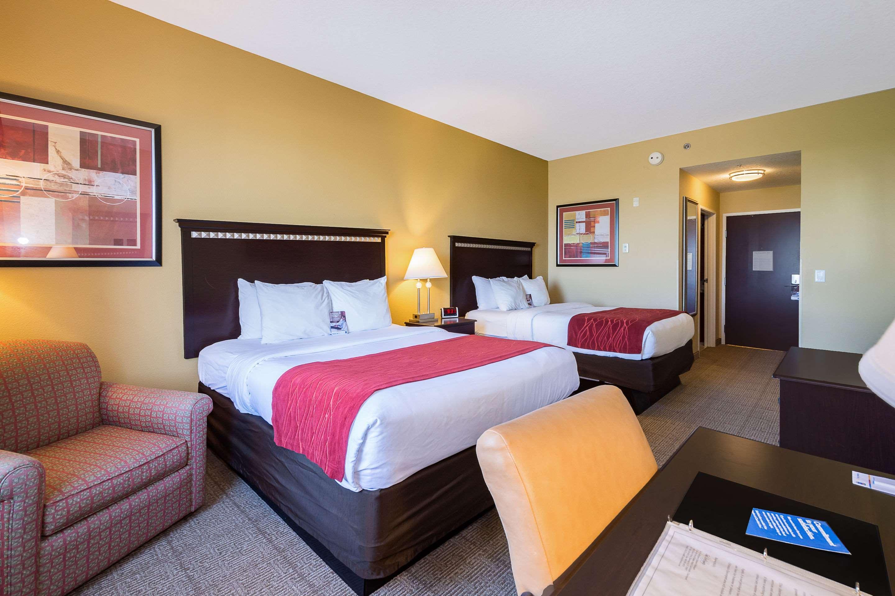 Comfort Inn & Suites Maingate South Davenport Luaran gambar