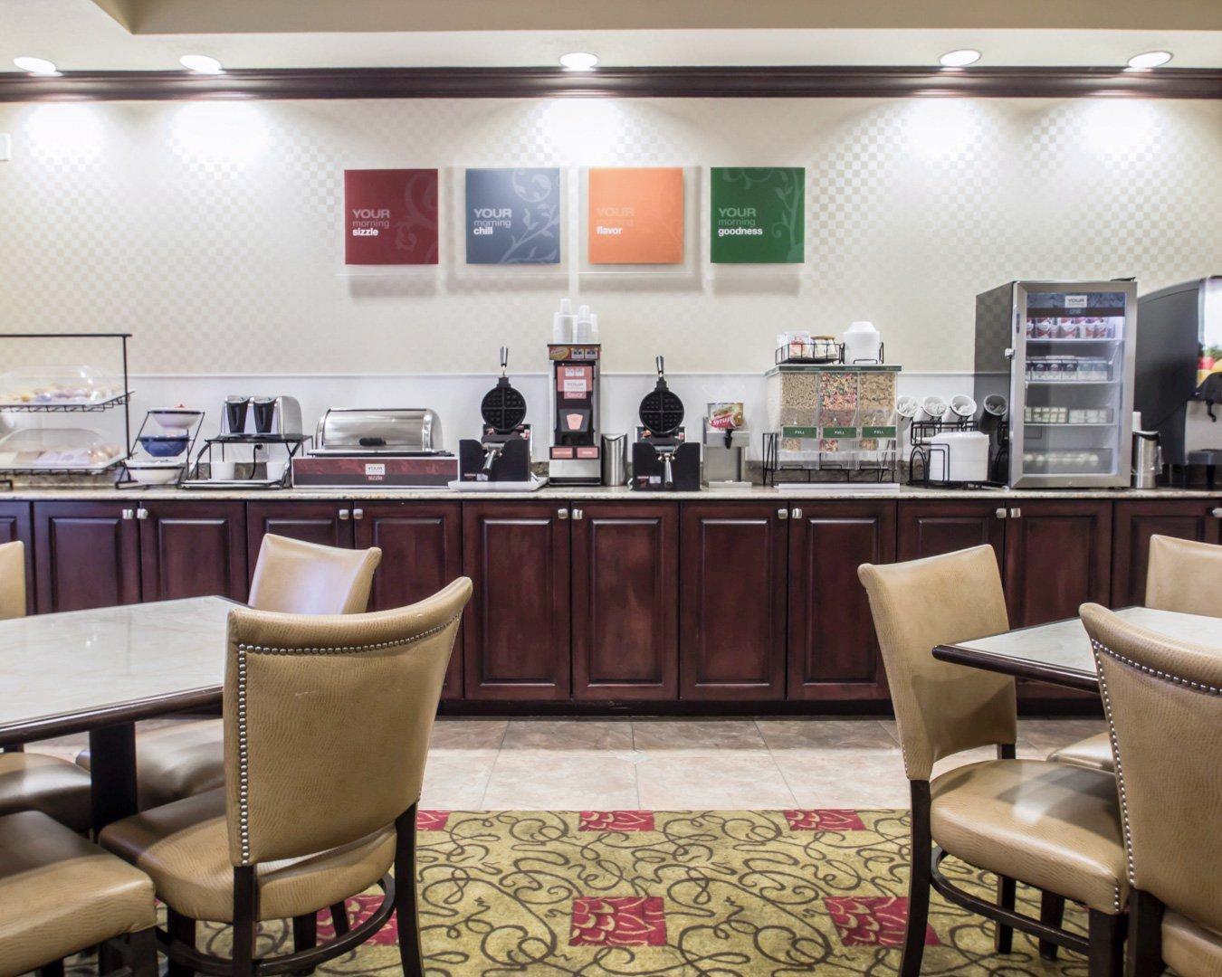 Comfort Inn & Suites Maingate South Davenport Luaran gambar