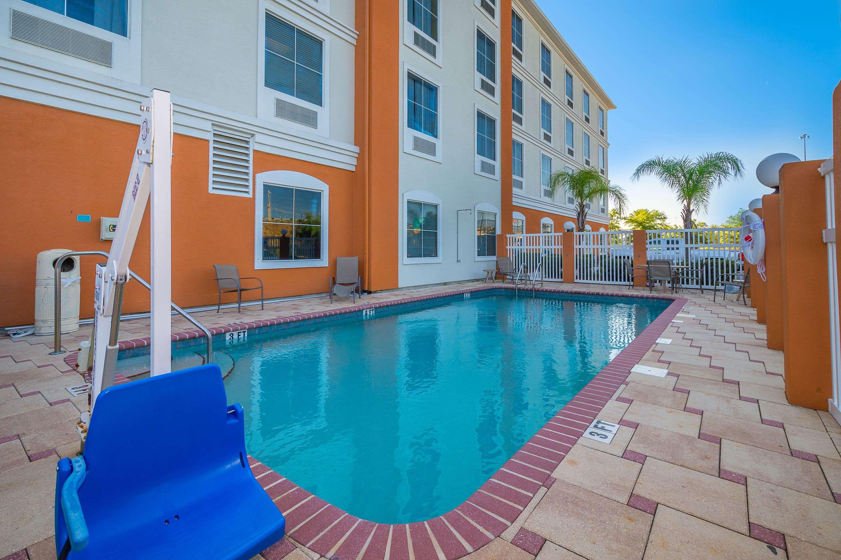 Comfort Inn & Suites Maingate South Davenport Luaran gambar
